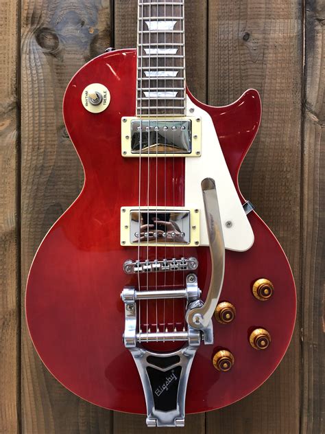 epiphone les paul bigsby|More.